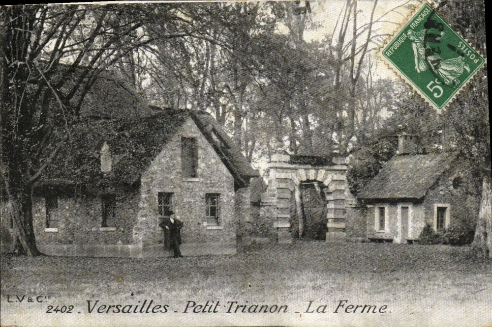 Versailles - Petit Trianon - A Fazenda — LV&C 2402 - Frente