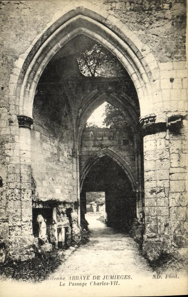 Abtei Jumièges — Der Passage Charles-VII — ND. Phot. - Vorderseite