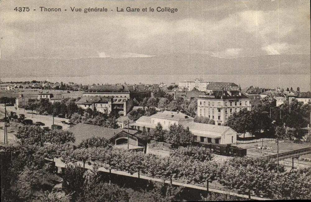Thonon — Allgemeiner Blick — Die Station und das Gymnasium — Phototypie Co., Neuchâtel, n° 4375 - Vorderseite