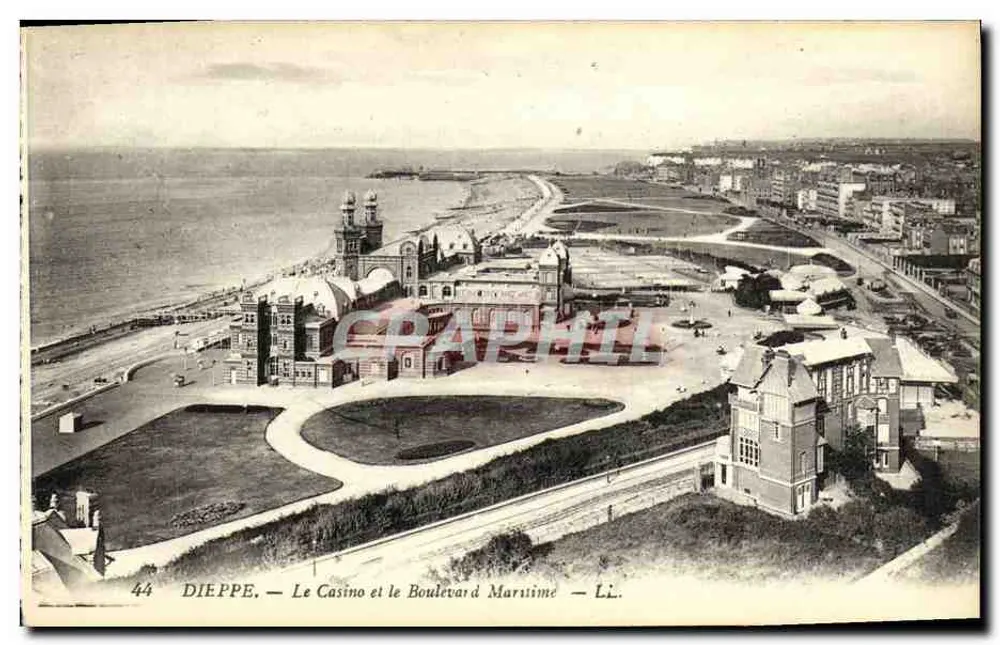 Dieppe — Das Casino und der Maritime Boulevard — Li. - Vorderseite
