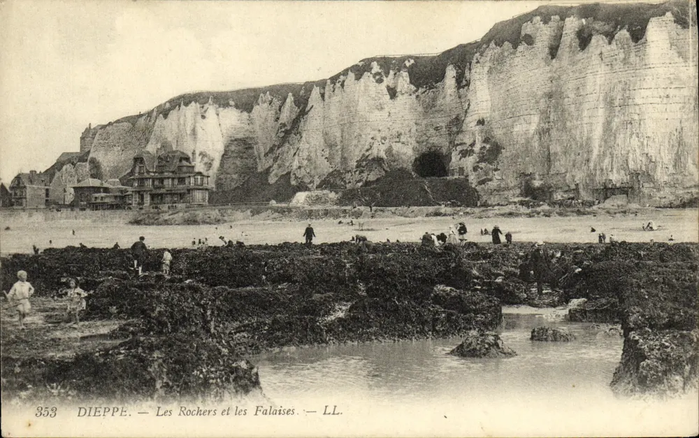 Dieppe — Die Felsen und die Klippen — LL. - Vorderseite