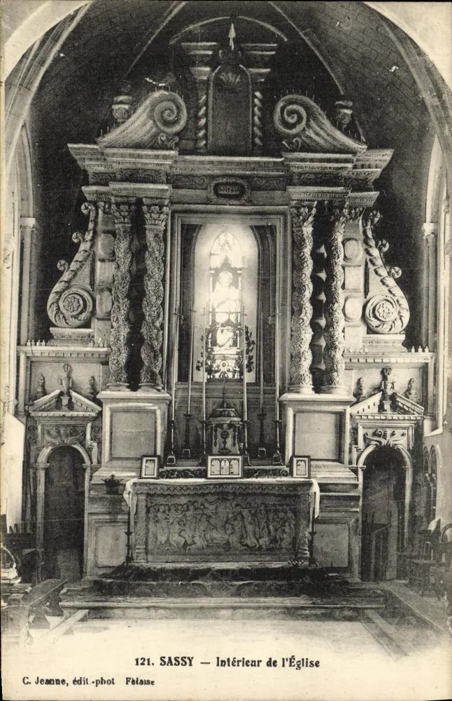 SASSY — Interior da Igreja — C. Jeanne, editora-fotógrafa Pâlaise, n°121 - Frente