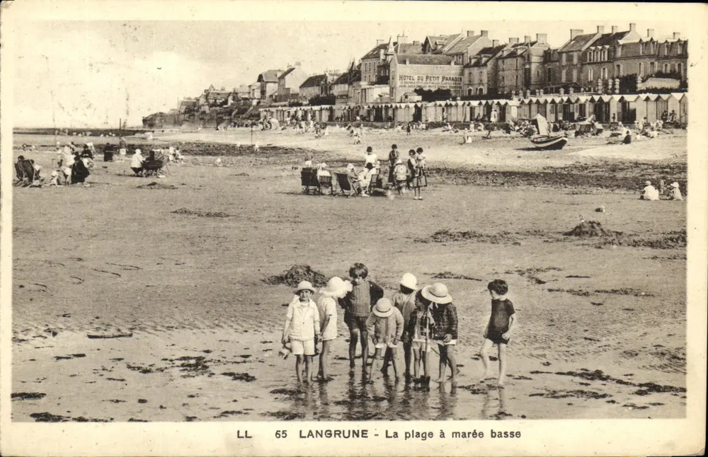 Langrune - A praia com maré baixa — LL 65 — editor LL - Frente