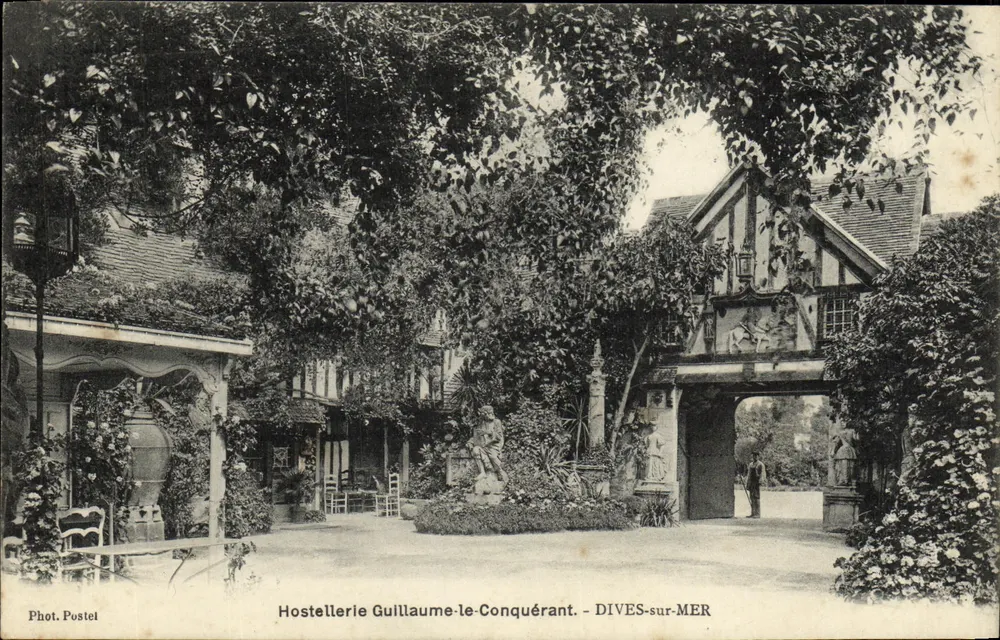 Hostellerie Guillaume-le-Conquérant — Dives-sur-Mer — Fot. Postel - Frente