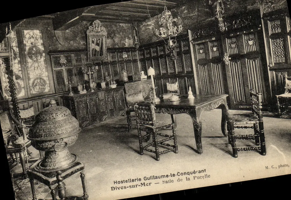 Sala de la Pucelle — Hostal Guillaume-le-Conquérant — Dives-sur-Mer - Anverso