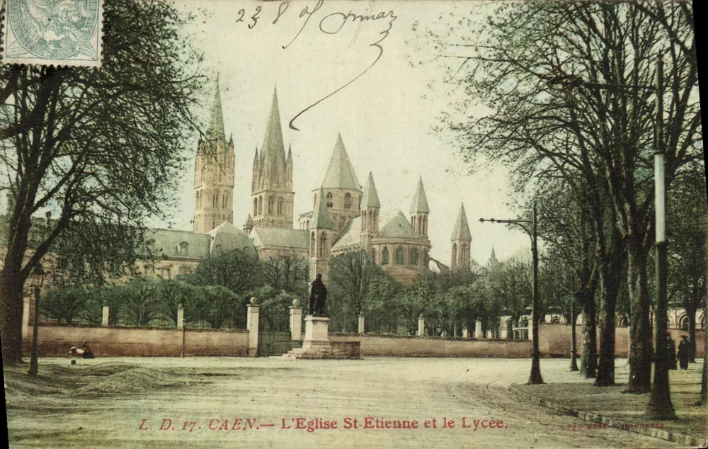 Caen — La Chiesa di San Stefano e il Liceo — L.D. 17 - Recto