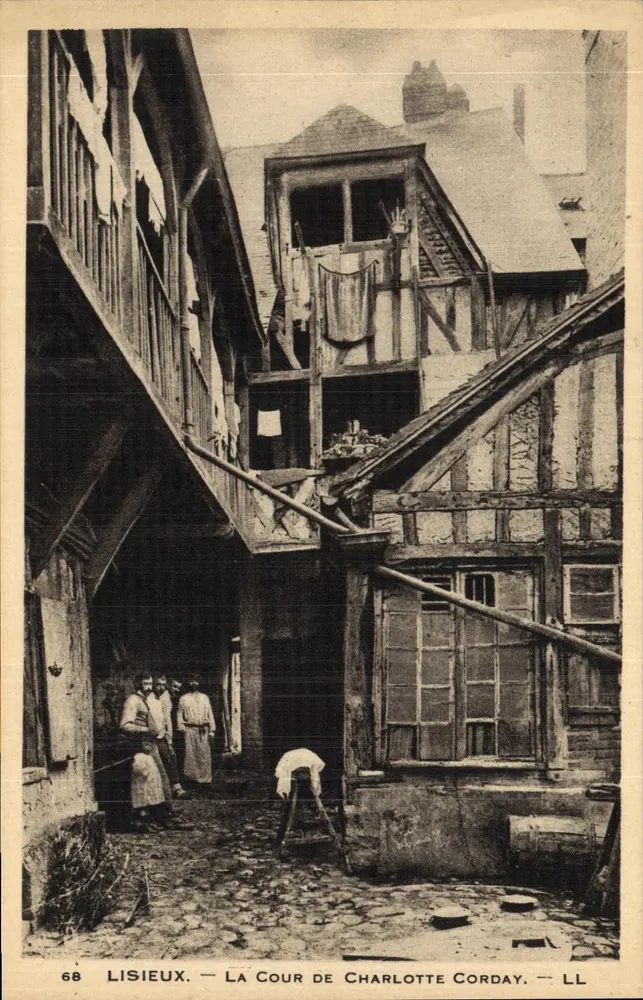 Lisieux — Cour de Charlotte Corday — LL - Vorderseite