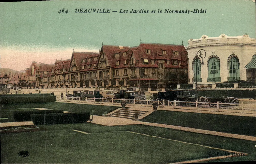 Deauville — Die Gärten und das Normandy-Hotel - Vorderseite