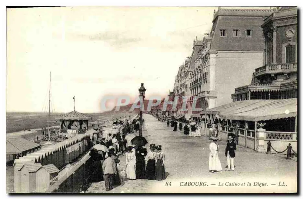 Cabourg — O Casino e a Digue — LL. n°84 - Frente