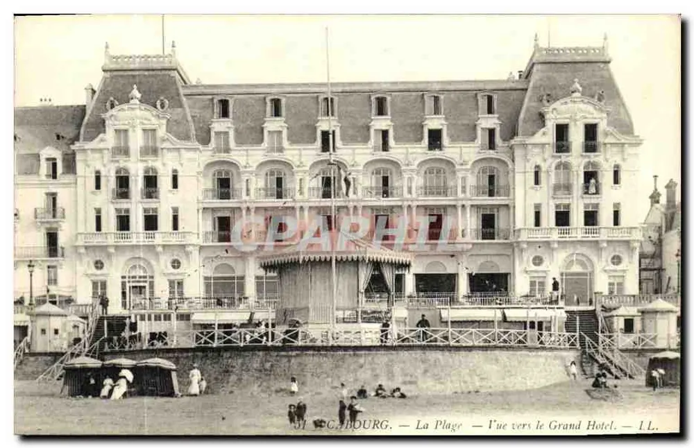 Cabourg — Die Strandpromenade — Blick zum Grand Hotel — I.L. - Vorderseite
