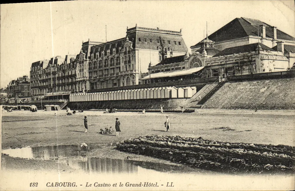 Cabourg - Das Casino und das Grand-Hôtel - LL - Vorderseite