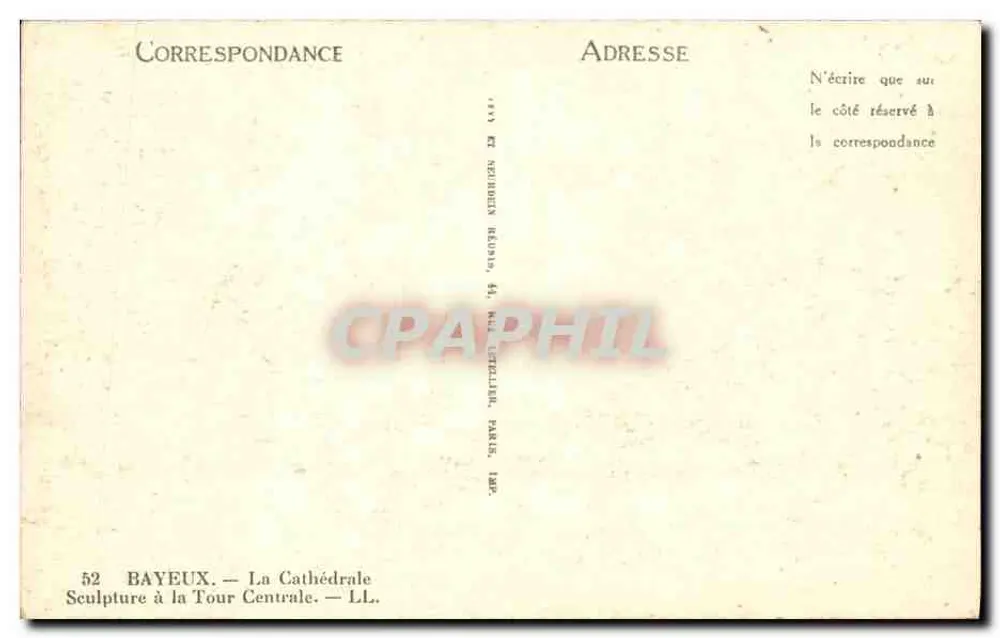Bayeux — Die Kathedrale — Skulptur an der Mittelturm — LL. - Rückseite
