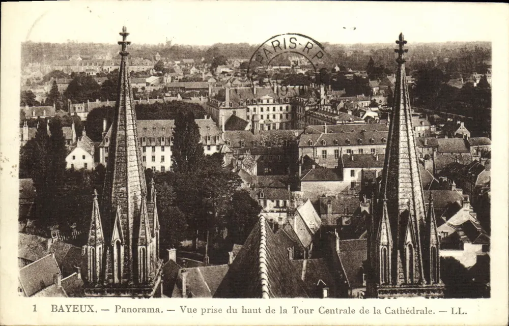 Bayeux — Panorama — Blick vom Gipfel der Zentraltour der Kathedrale — LL. - Vorderseite