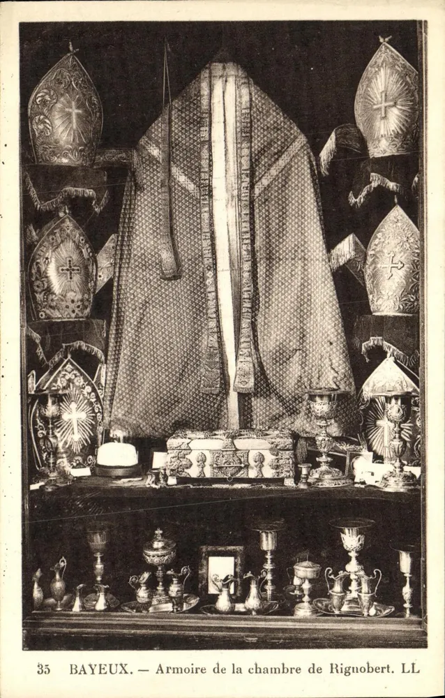 Bayeux — Schrank des Schlafzimmers von Rignobert — LL - Vorderseite