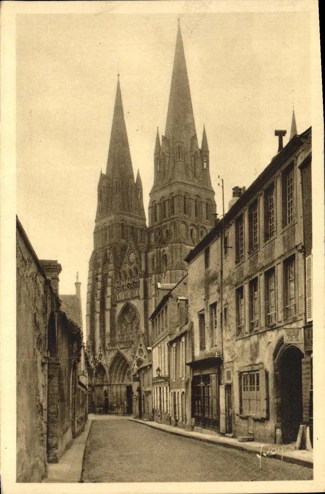 Bayeux — Catedral vista da Rue des Chanoines — Éditions d'Art Lyon - Frente