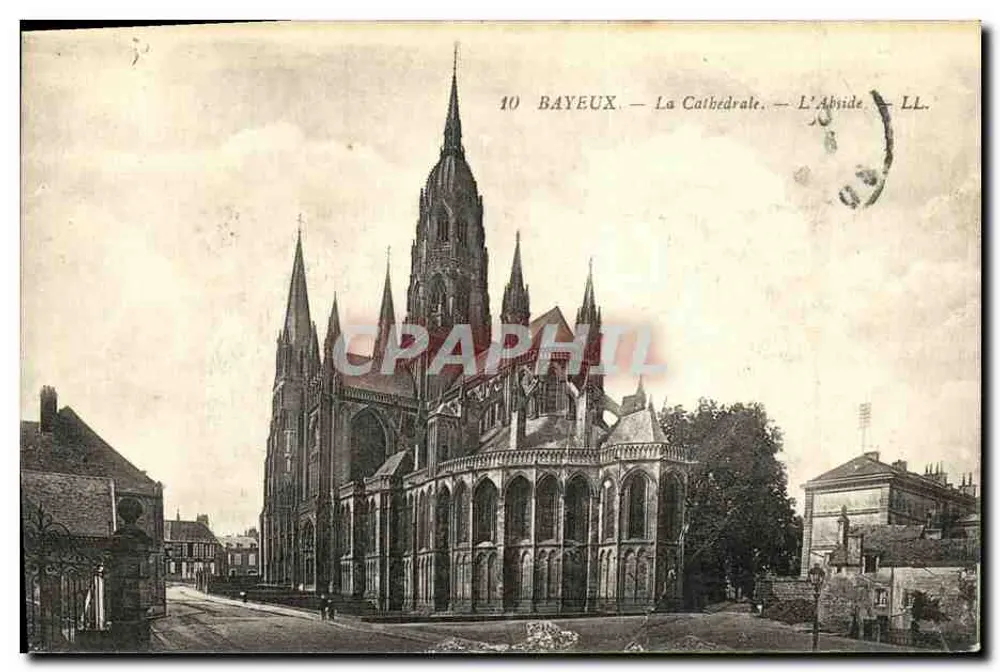 Bayeux — A Catedral — A Abside — LL. - Frente