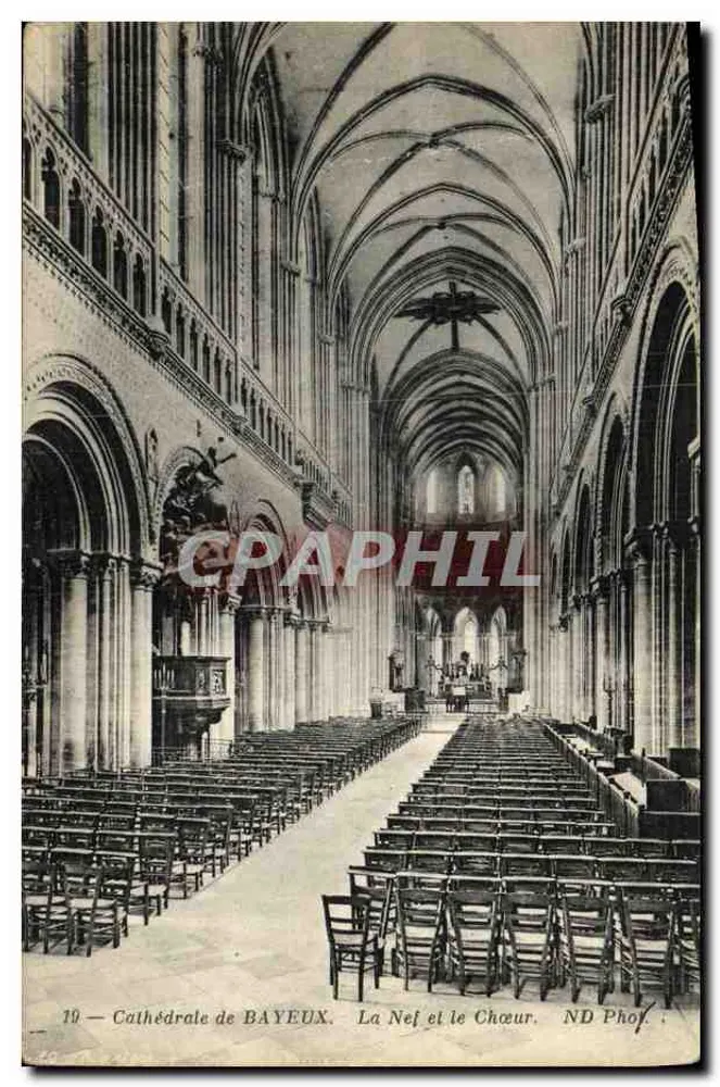Catedral de BAYEUX — A Nave e o Coro — ND Pho. - Frente
