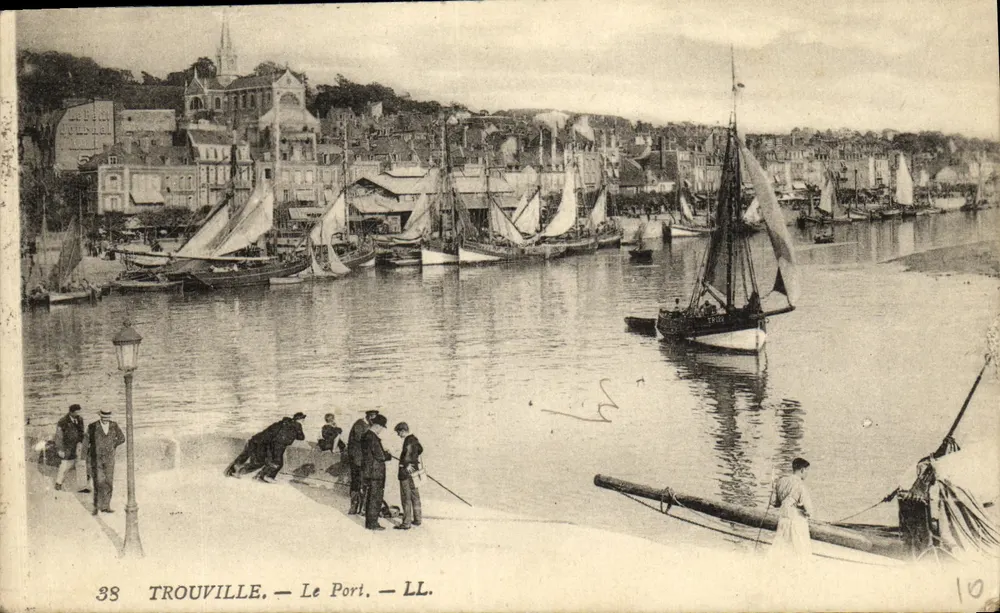 Trouville — O Porto — LL. — n°38 - Frente