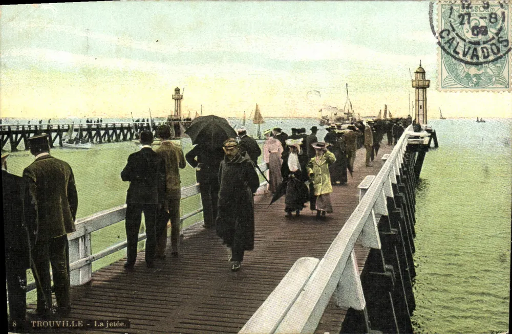 Trouville - A ponte — editor Aqua-Photo, n°8 - Frente