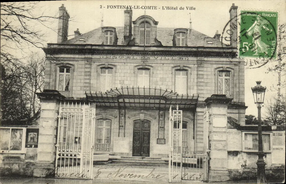 Fontenay-le-Comte - A Prefeitura — editor Jaunel, n°2 - Frente