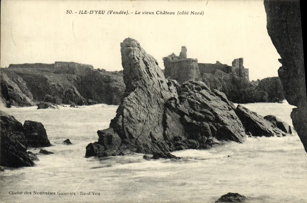 Ile-d'Yeu (Vendée) — Il vecchio Castello (lato Nord) — Cliché delle Nuove Gallerie - Ile-d'Yeu - Recto