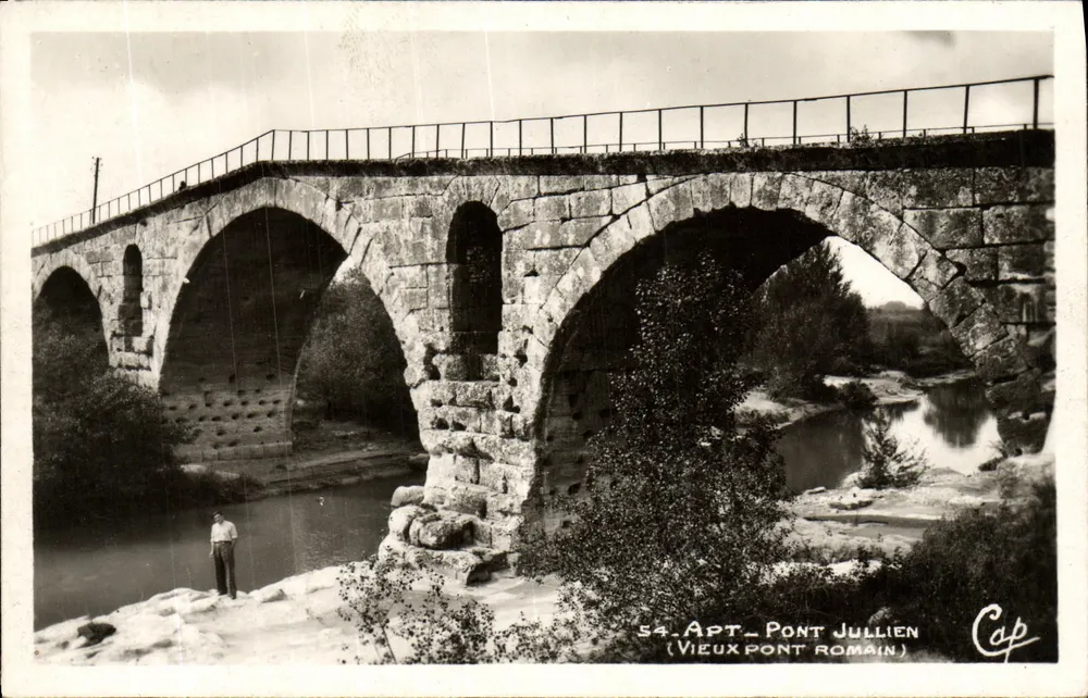 Apt — Ponte Jullien — Velha Ponte Romana — Cap - Frente