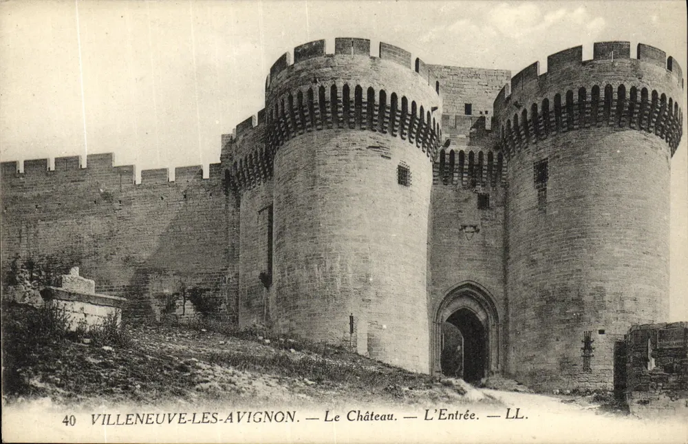 Villeneuve-lès-Avignon — Das Schloss — Die Eingangstür — LL - Vorderseite