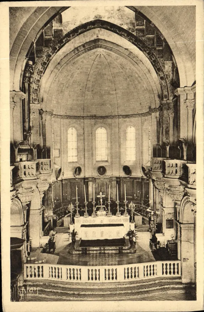 Avignon - Catedral - Grande Nef — Editor: La Douce France, n°44 - Frente