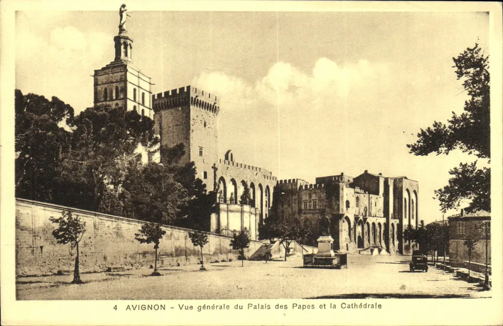 Avignon - Allgemeiner Blick auf das Palais des Papes und die Kathedrale — Edition M. Rouvier - Vorderseite