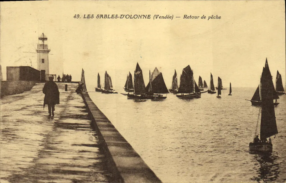 Les Sables-d'Olonne (Vendée) — Retorno da pesca - Frente