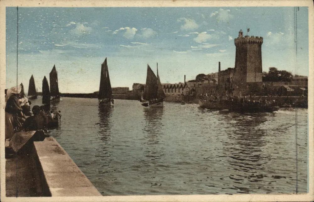 La Chaume - Les Sables-d'Olonne — Der Kanal und die Arundel-Turm - Vorderseite