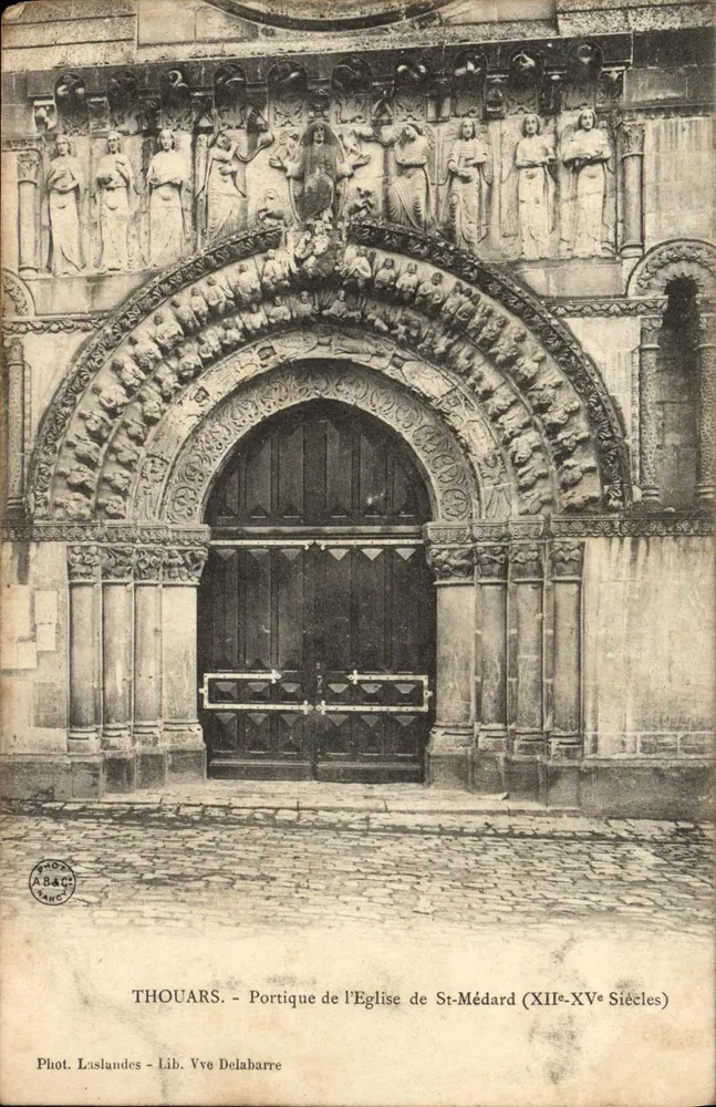 Thouars — Portal der Kirche St-Médard (12. bis 15. Jahrhundert) — Phot. Laslaudes - Lib. Vve Delabarré - Vorderseite
