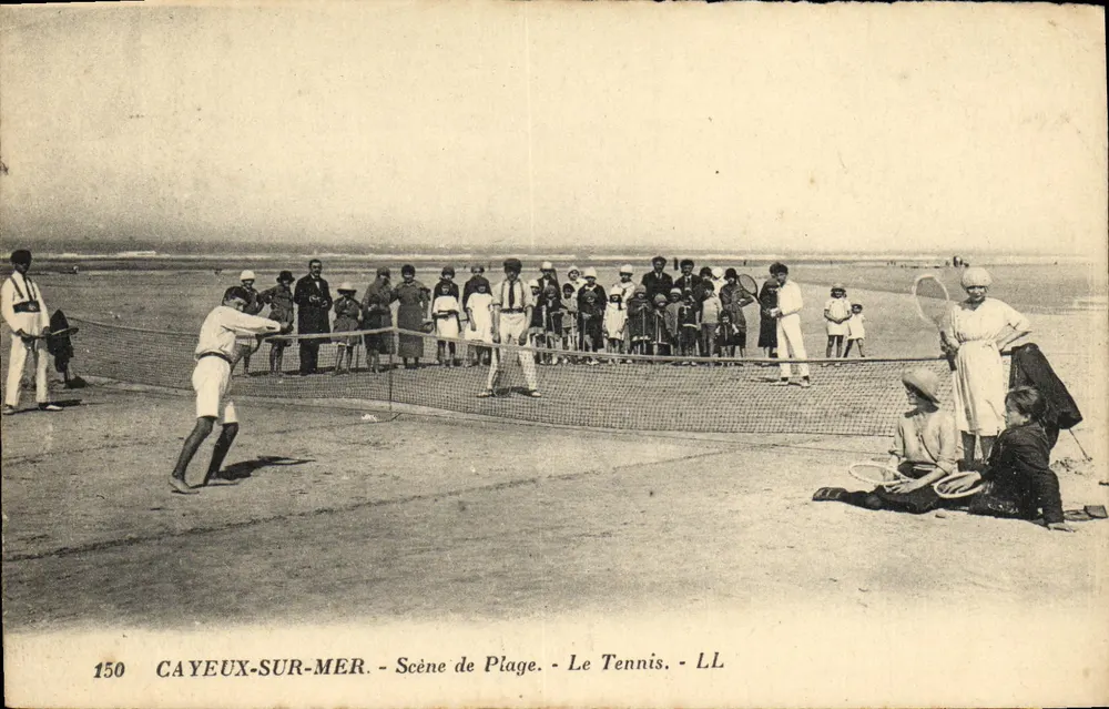 CAYEUX-SUR-MER — Strand Szene — Tennis — LL - Vorderseite