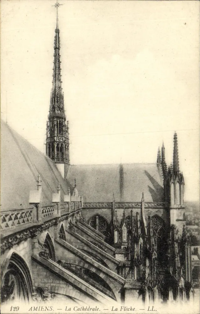 Amiens — A Catedral — A Flecha — LL. — n° 129 - Frente