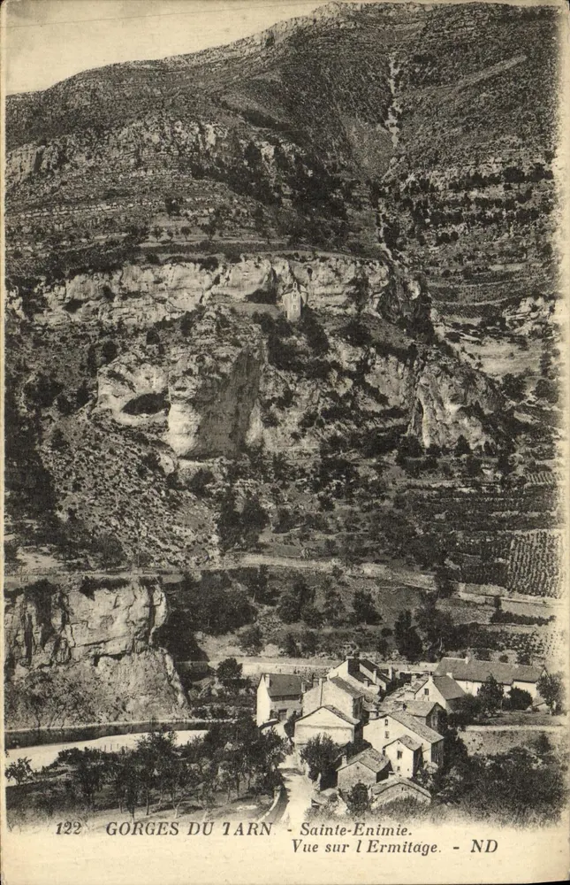 Tarnschlucht - Sainte-Enimie - Blick auf das Einsiedelei - Vorderseite