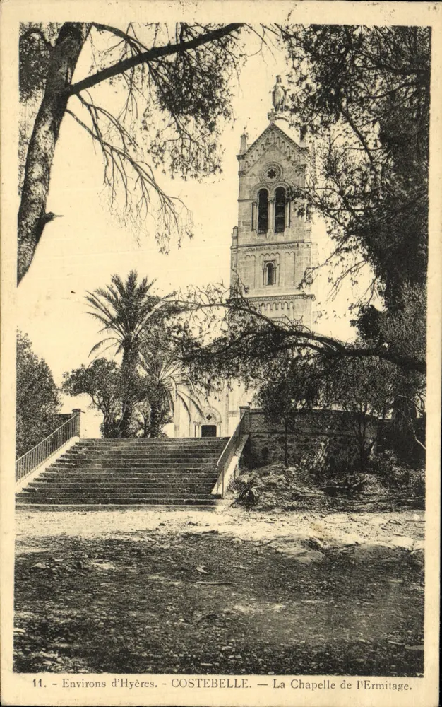 Umgebung von Hyères - COSTEBELLE — Die Kapelle des Einsiedlers - Vorderseite