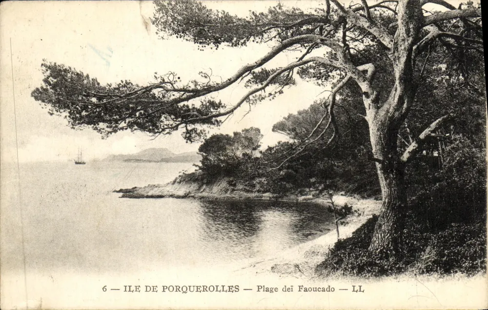 Ilha de Porquerolles — Praia de Faoucado — LL - Frente