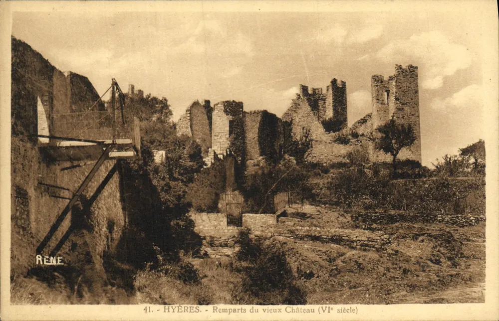 Hyères - Mauern des alten Schlosses (6. Jahrhundert) — Verlag RENE, Nr. 41 - Vorderseite