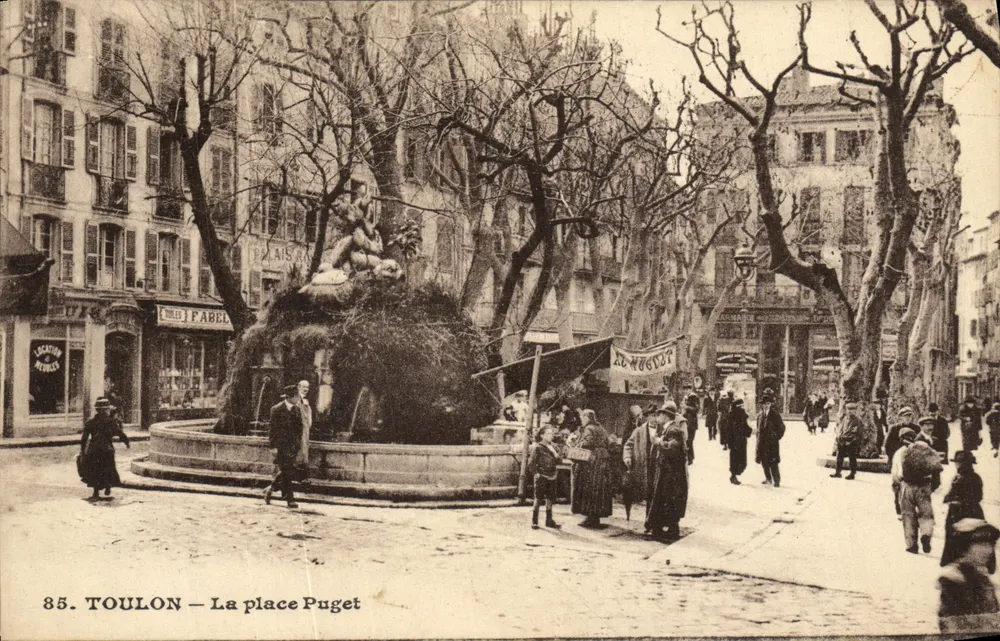 Toulon — A praça Puget — Editor Fabel, n°85 - Frente