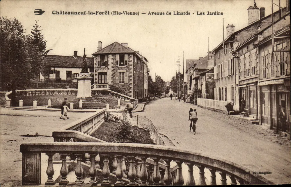 Châteauneuf-la-Forêt (Hte-Vienne) — Avenue de Linards - Les Jardins — Édit. Soumagnas - Vorderseite