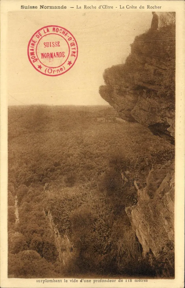 Normannische Schweiz — La Roche d'Étre — La Crête du Rocher — Domaine de La Roche d'Étre - Vorderseite