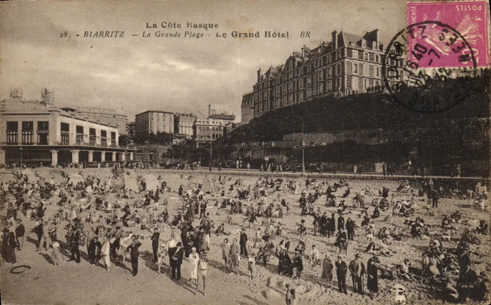 Biarritz — La Grande Plage — Le Grand Hôtel. BR. — Verlag Bloch frères, Bordeaux. Nr. 28. - Vorderseite