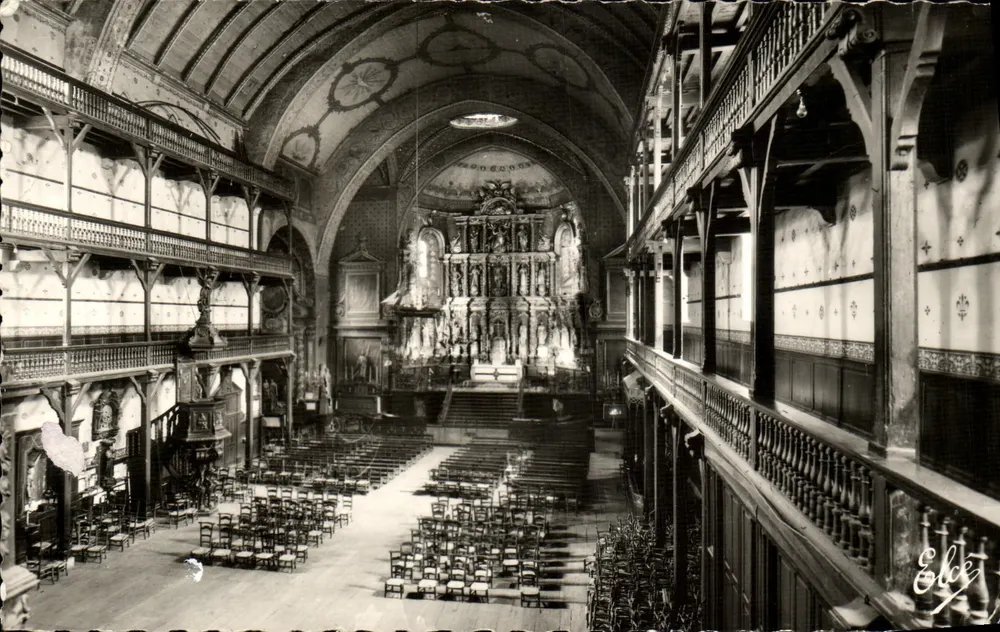 Interior da igreja — ST-JEAN-de-LUZ (Basses-Pyrénées) — L. CHATAGNEAU, Foto au Bérumure, Reprod. Interdit - Frente