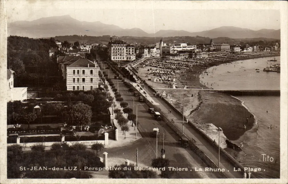 St-JEAN-de-LUZ — Perspektive des Boulevards Thiers, La Rhune, La Plage — Tito - Vorderseite