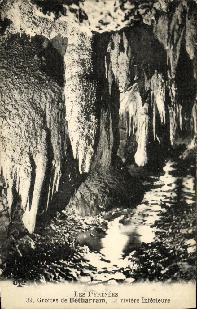 Grutas de Bétharram, O rio inferior — Os Pirineus — n°39 - Frente