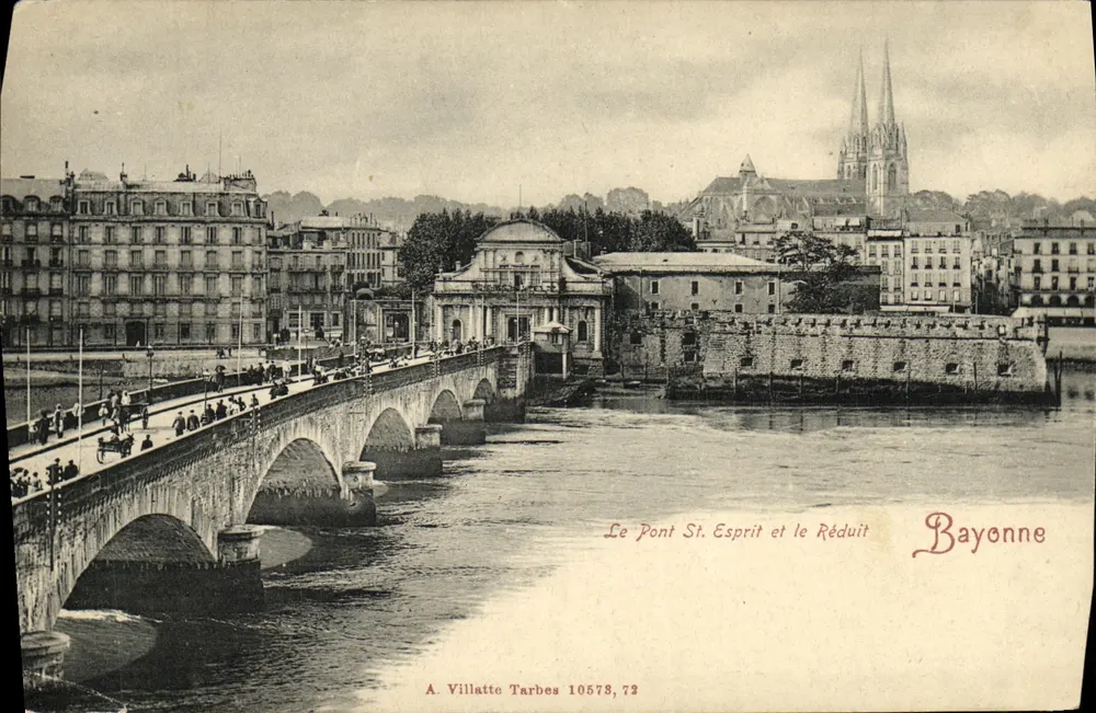 Bayonne — Le Pont Saint-Esprit et le Réduit — A. Villatte Tarbes 10578, 72 - Vorderseite