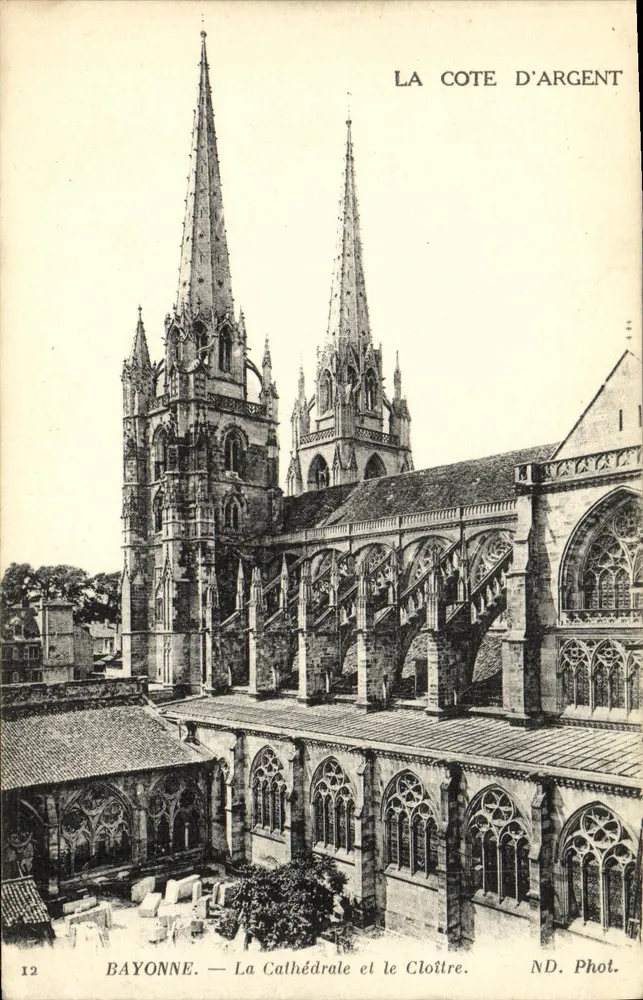 Bayonne — A Catedral e o Claustro — ND. Fot. — La Cote d'Argent - Frente