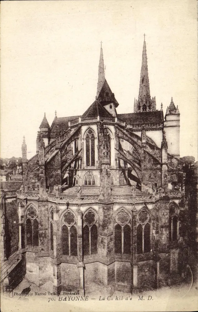 Bayonne — Uitzicht op de Kathedraal — Fototypie Marcel Delbœuf, Bordeaux, n°70 - Voorkant