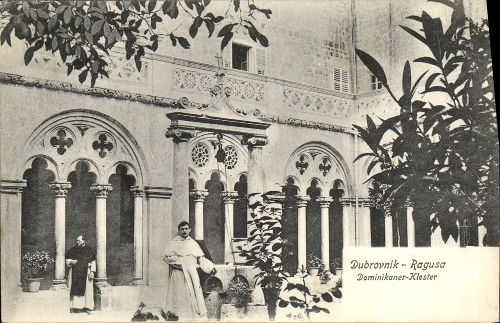 Innere Hof des Dominikaner-Klosters in Dubrovnik — Dubrovnik - Ragusa — Verlag J. Kulišić, Ragusa - Vorderseite
