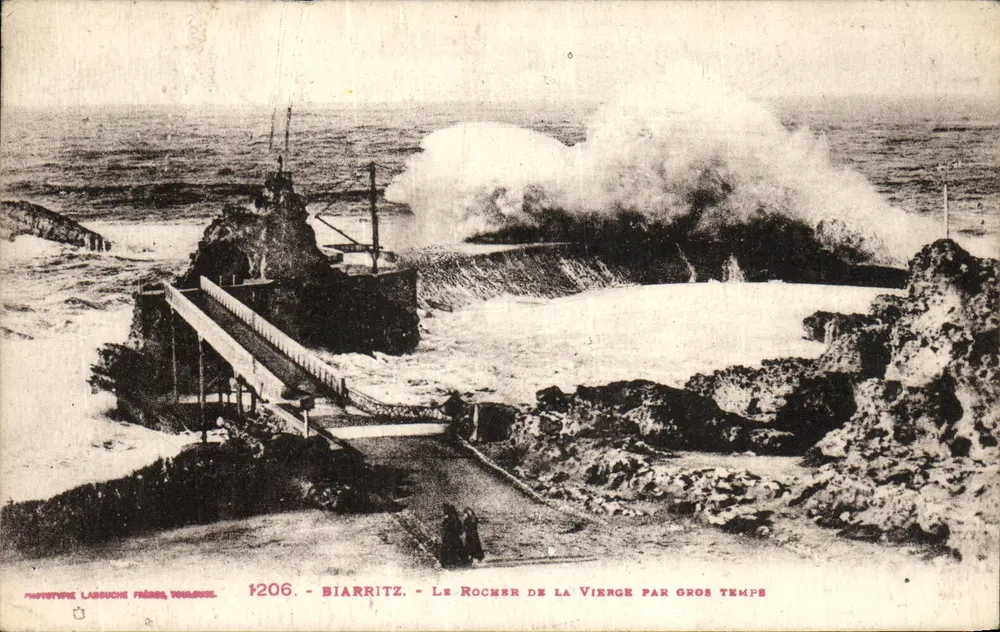 Biarritz - Der Felsen der Jungfrau bei Sturm — Phototype Lassuche Frères, N°1206 - Vorderseite